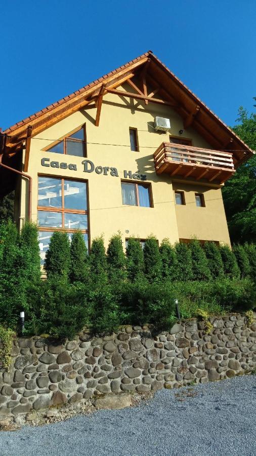 Pensión Casa Dora 2*
